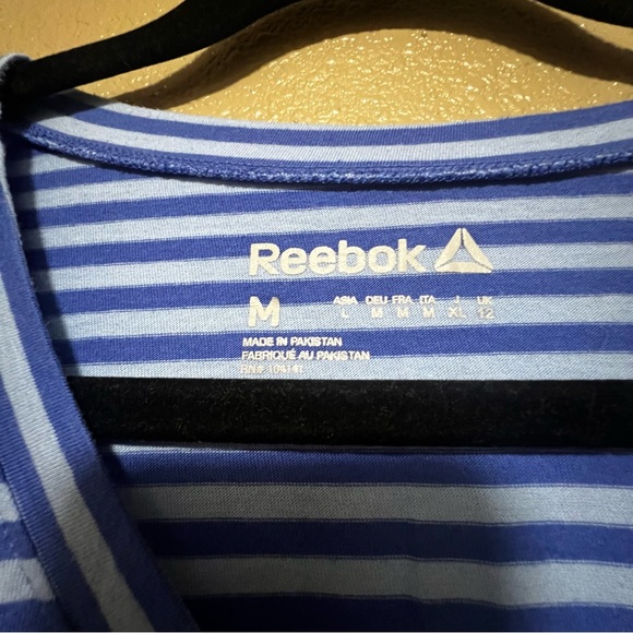 Reebok Striped Blue Cotton Blend Short Sleeve T-Shirt Activewear Casual Workout - Picture 3 of 6